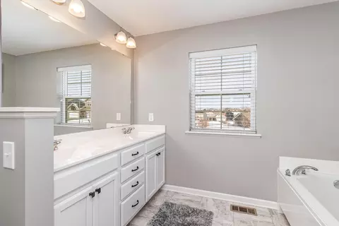4739 Prairie Dunes Way, Eagan, MN 55123 photo 26