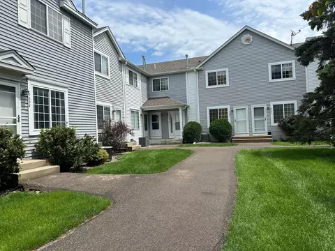 9100 Terra Verde Trl, Eden Prairie, MN 55347