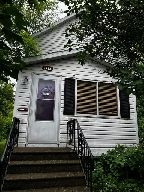 1712 Avenue C, Cloquet, MN 55720