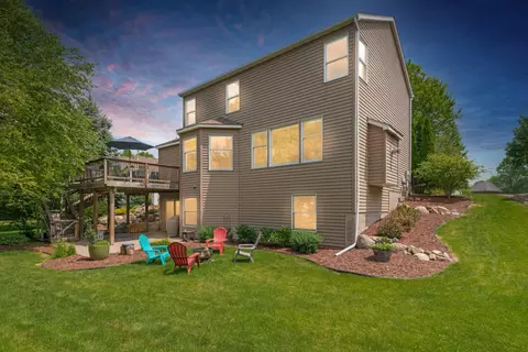 10447 Glen Eagle Cir, Woodbury, MN 55129