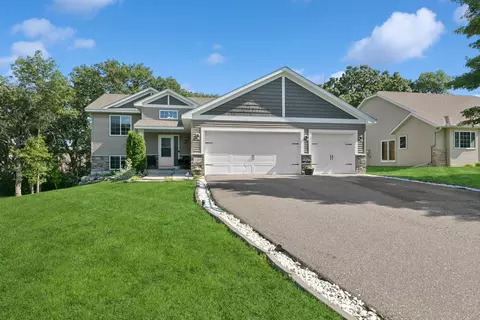 1465 19th St SE, Saint Cloud, MN 56304 photo 2