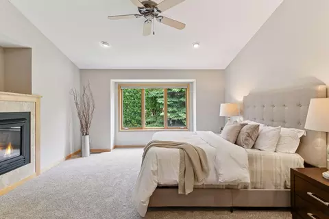 Bedroom - 1614 Maple Manors Ct, Mound, MN 55364 photo 1 of 4
