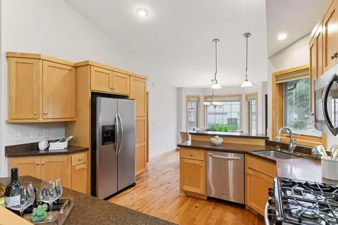 Kitchen - 1614 Maple Manors Ct, Mound, MN 55364 photo 2 of 3
