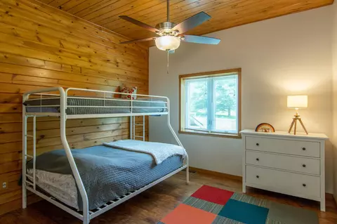 Bedroom - 8290 Gladstone Lake Rd, Brainerd, MN 56401 photo 3 of 5