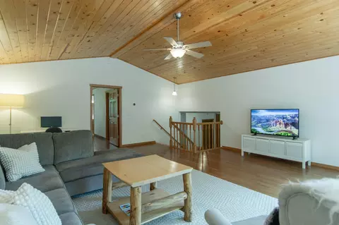 Living - 8290 Gladstone Lake Rd, Brainerd, MN 56401 photo 3 of 5