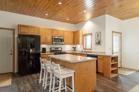 Kitchen - 8290 Gladstone Lake Rd, Brainerd, MN 56401 photo 1 of 3