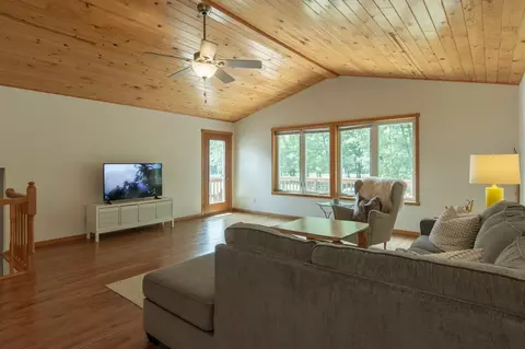 Living - 8290 Gladstone Lake Rd, Brainerd, MN 56401 photo 1 of 5