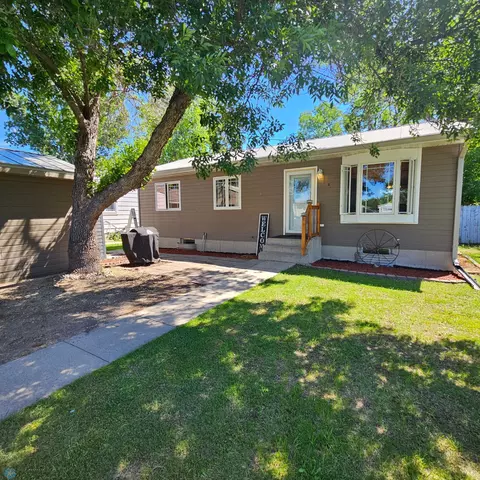 327 6th Ave, Mapleton, ND 58059 photo 2