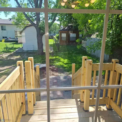 327 6th Ave, Mapleton, ND 58059 photo 7