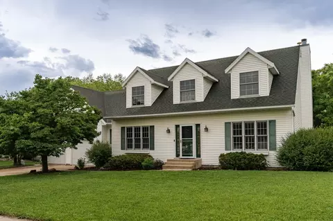2319 Viola View Ln NE, Rochester, MN 55906