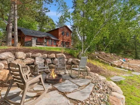 33291 S Upper Hay Dr, Pequot Lakes, MN 56472