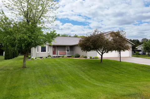 n8343 Mcwain Drive, Holmen, WI 54636
