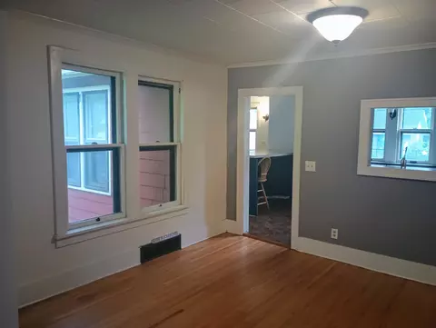405 8th St E, Northfield, MN 55057 photo 3