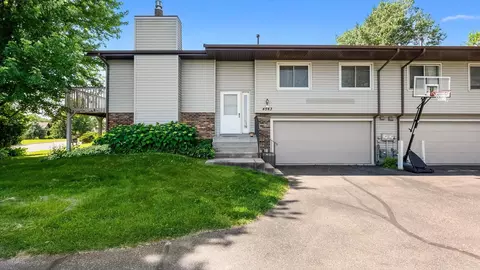 4543 Churchill St, Shoreview, MN 55126