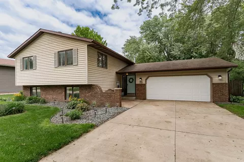 5520 25th Ave NW, Rochester, MN 55901