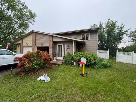 11200 Wren St NW, Coon Rapids, MN 55433
