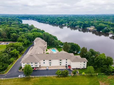 11030 Mississippi Blvd NW #327, Coon Rapids, MN 55433