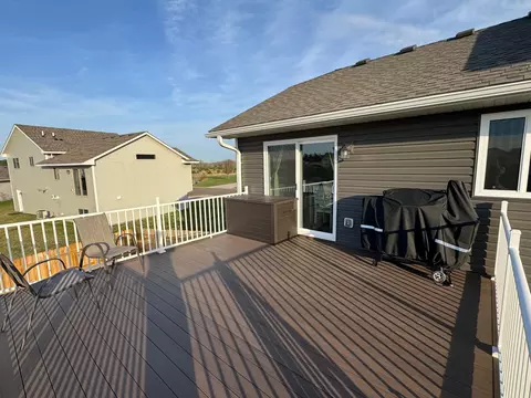 Exterior - 830 Nelson Ave, Mora, MN 55051 photo 4 of 5