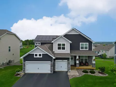 1615 Tamarack Rd, Shakopee, MN 55379