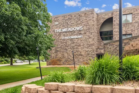 315 Waite Ave S #106, Waite Park, MN 56387