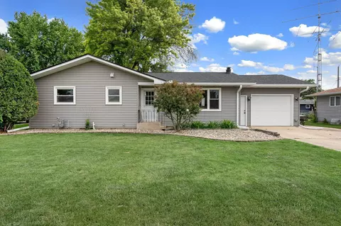 522 14th St NE, Owatonna, MN 55060