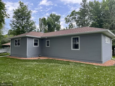 Exterior - 1200 E Lake St, Osakis, MN 56360 photo 5 of 8