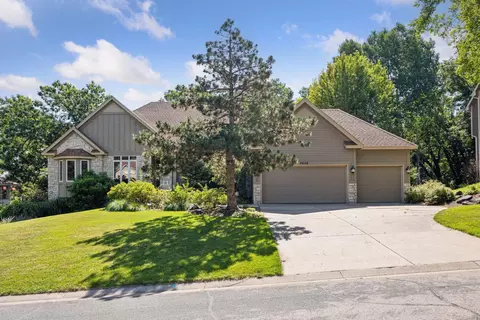 2058 Royale Dr, Eagan, MN 55122