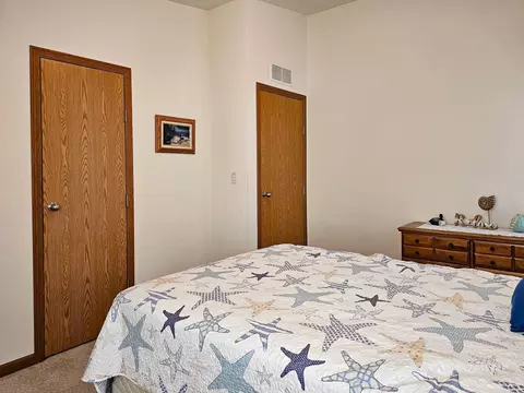 Bedroom - 45608 Devils Lake Rd, Perham, MN 56573 photo 4 of 6