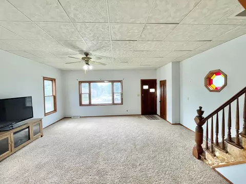 212 E Sanborn St, Springfield, MN 56087 photo 10