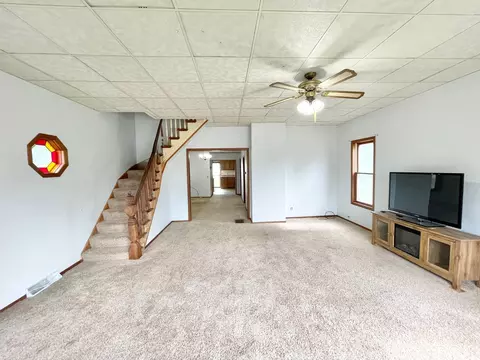 212 E Sanborn St, Springfield, MN 56087 photo 7