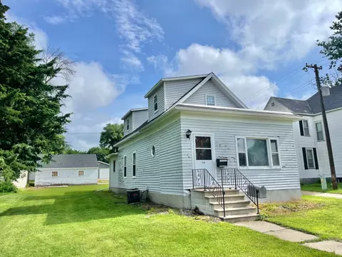 212 E Sanborn St, Springfield, MN 56087 photo 2