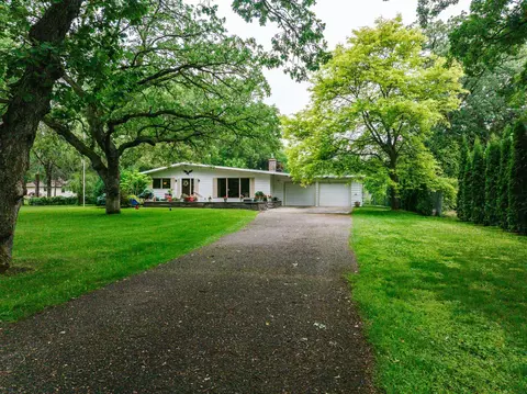 8585 Ilex Pl NW, Rice, MN 56367
