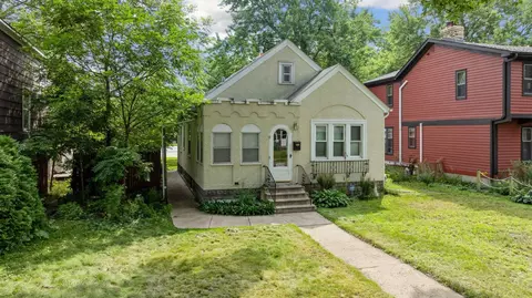 3509 32nd Ave S, Minneapolis, MN 55406