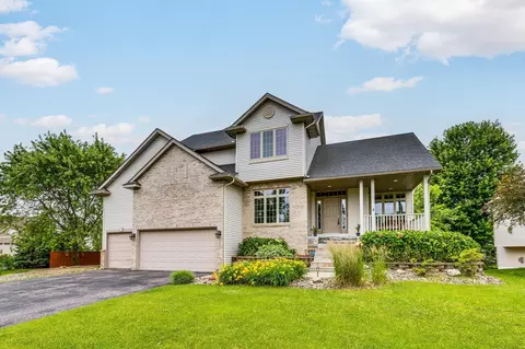 6469 Pheasant Hills Dr, Lino Lakes, MN 55038