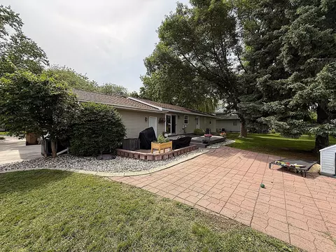 112 Orchard Cir, Montevideo, MN 56265