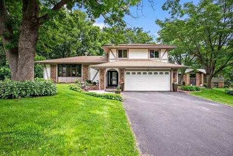 754 Torchwood Cir, New Brighton, MN 55112
