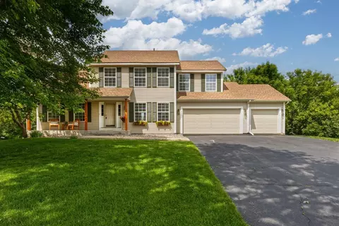 17584 Lenox Cir, Eden Prairie, MN 55347