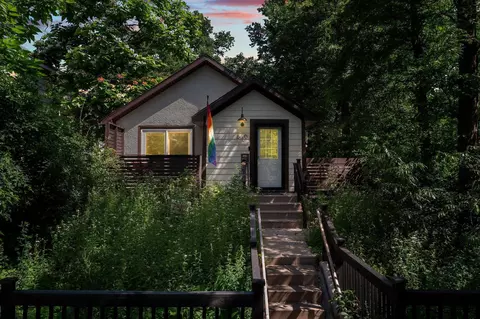 610 34th Ave N, Minneapolis, MN 55412