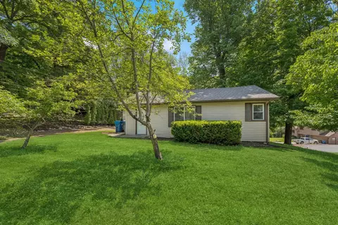 2900 Tuxedo Blvd, Mound, MN 55364