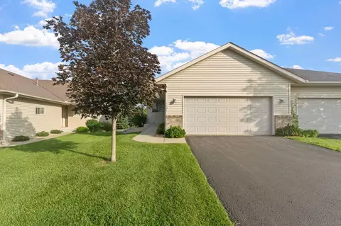 1409 Roberts Rd, Buffalo, MN 55313