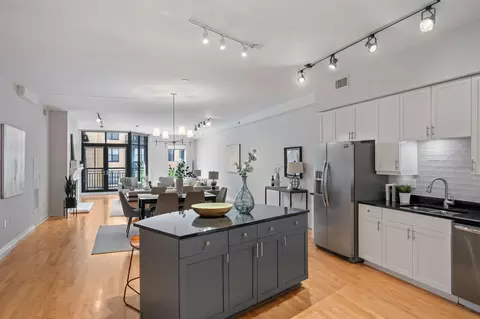 408 N 1st St #310, Minneapolis, MN 55401