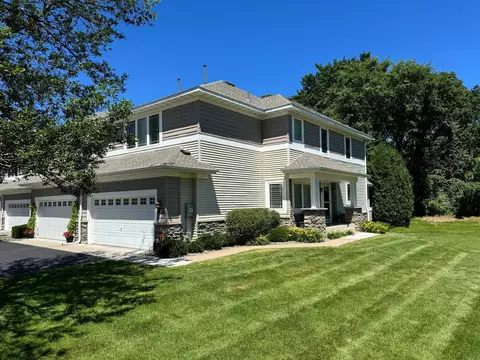 10530 Bay View Ln, Woodbury, MN 55129