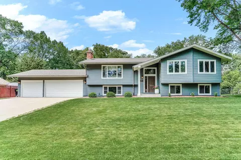 6004 Schaefer Rd, Edina, MN 55436