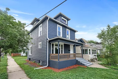 598 Western Ave N, Saint Paul, MN 55103