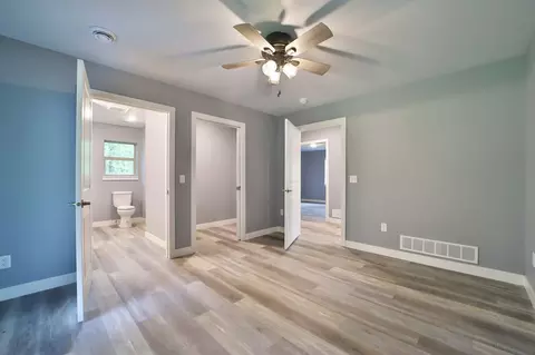 Bedroom - 14729 Wildflower Dr, Baxter, MN 56425 photo 3 of 7