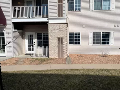 2012 11th Ave SE #B, Rochester, MN 55904