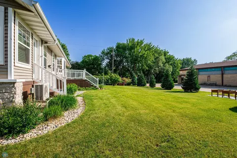210 1st St, Arthur, ND 58006 photo 5