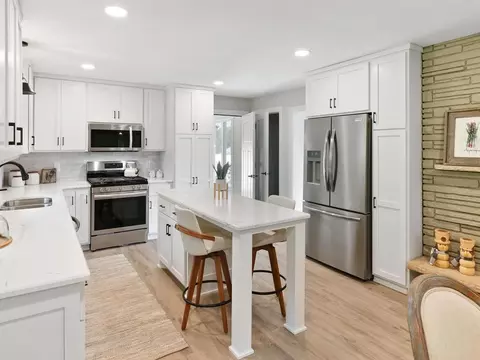 20410 Viking Blvd NE, Wyoming, MN 55092