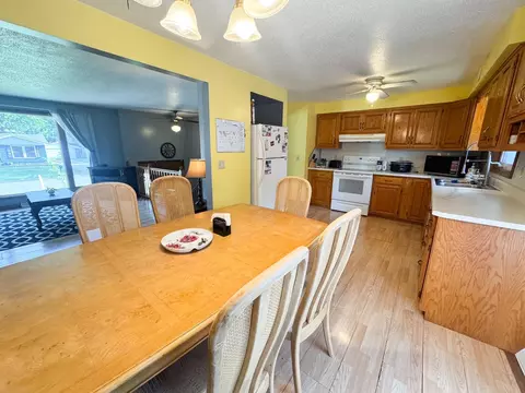 1908 Summit Ave, Worthington, MN 56187 photo 8
