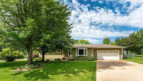 1430 Hoot Lake Dr, Fergus Falls, MN 56537